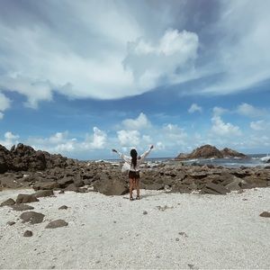 Meet your Posher, Maya